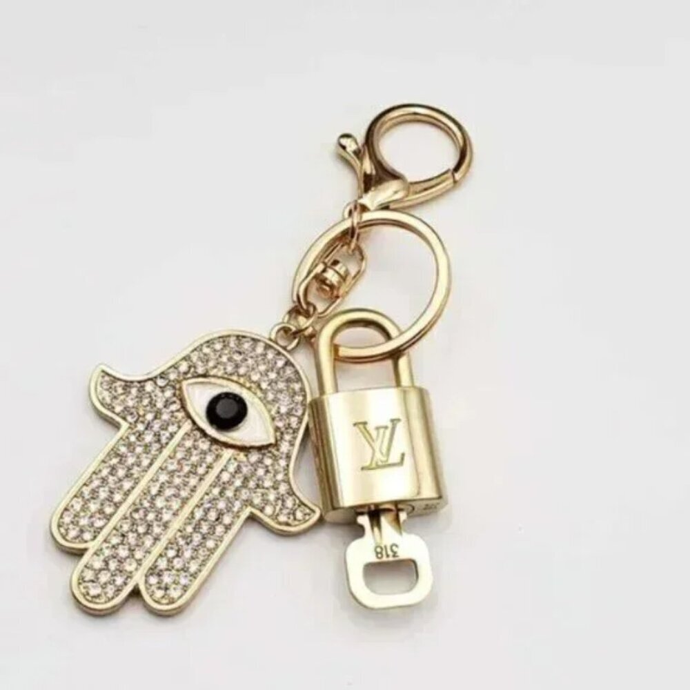 LV Gold Padlock & Key 🔒 Authentic Louis Vuitton Bag Unbranded Evil Eye Charm - Picture 2 of 6
